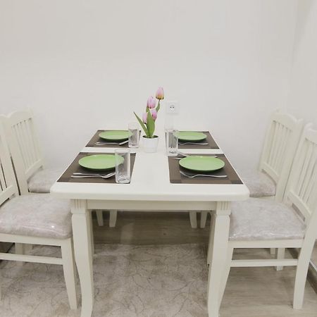 Newly Renovated Studio Apartment In Downtown Center 5 Taskent Exterior foto